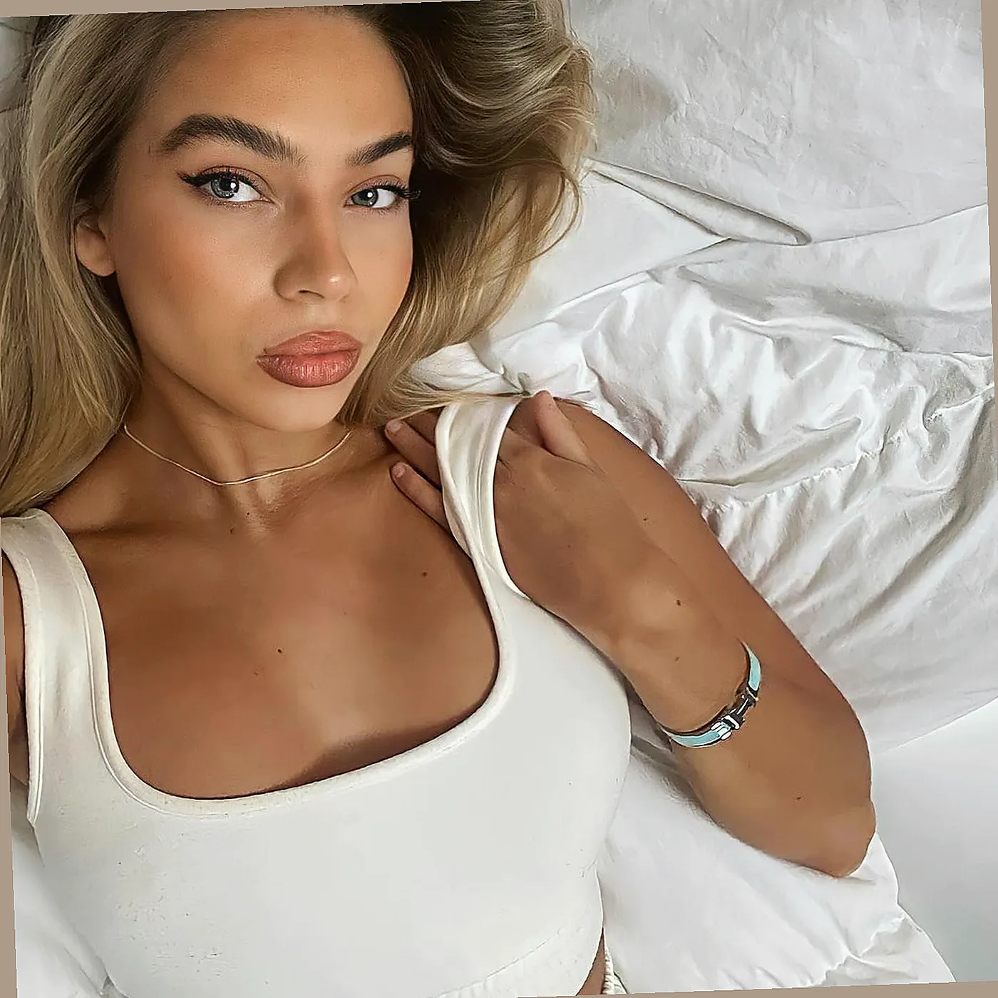 Anna - İstanbul Escort (Eskort) Beyoğlu | Anna | Rezidans | Elite Girls Escort (Eskort)