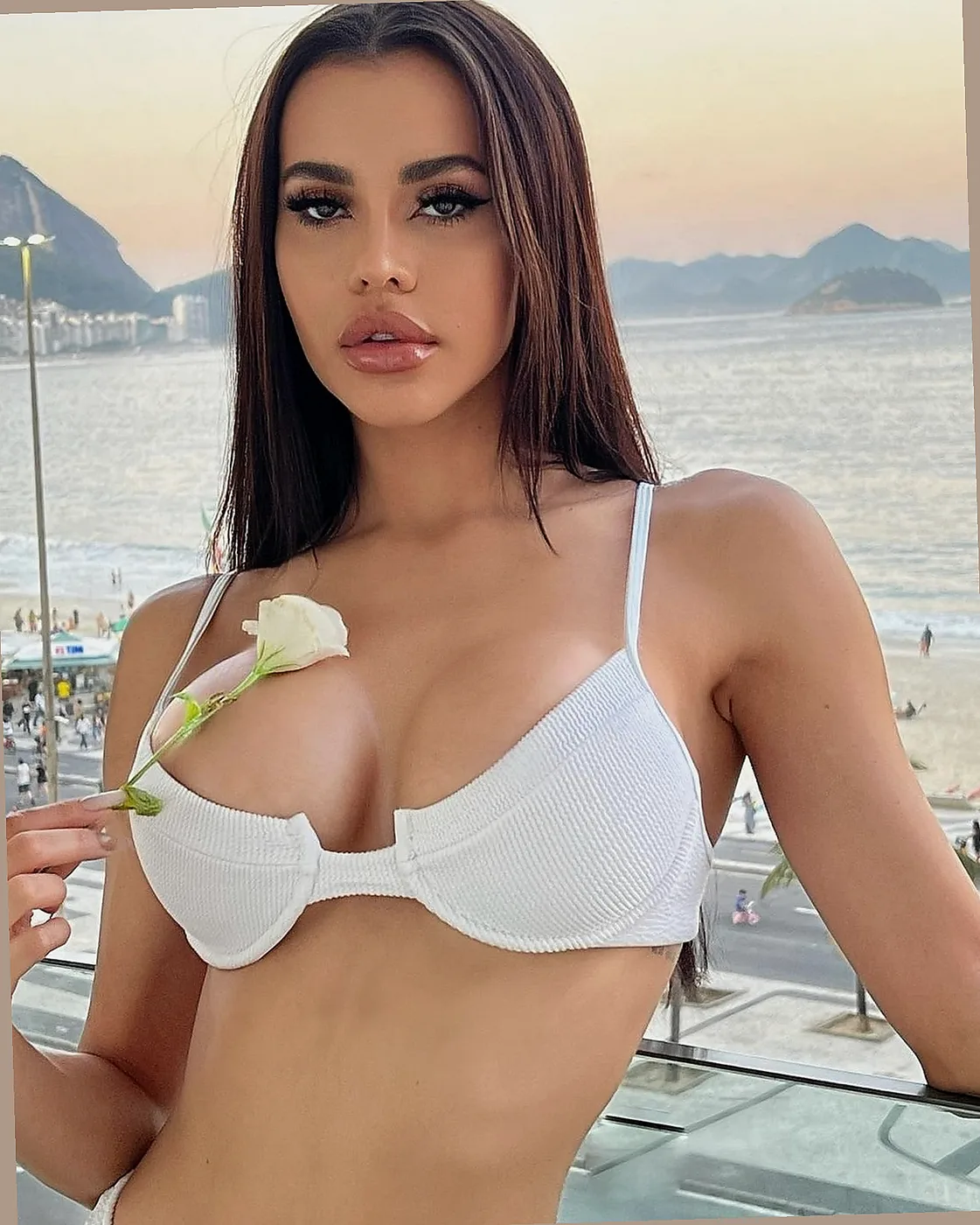 Adel - İzmir Escort (Eskort) | Adel | Alaçatı | Kız Arkadaş Deneyimi | Elite Girls Escort (Eskort)