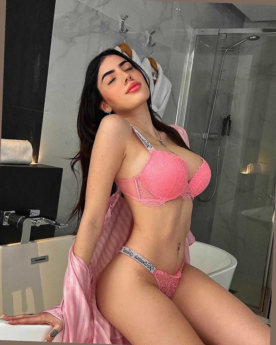 Elizaveta - Muğla Escort (Eskort) | Fethiye | Elizaveta | Restoran | Elite Girls Escort (Eskort)